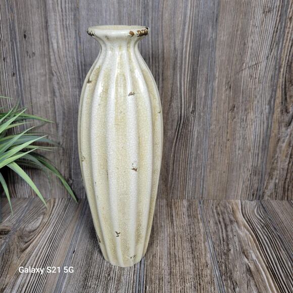 Vintage Green Leaf Vase, Ceramic Bottle Neck Vertical Rib Pottery - Picture 3 of 6